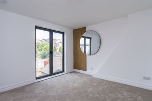 Photo 31- click for photo gallery